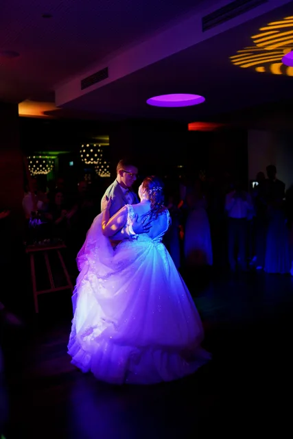 Tanzmoment bei der Hochzeit